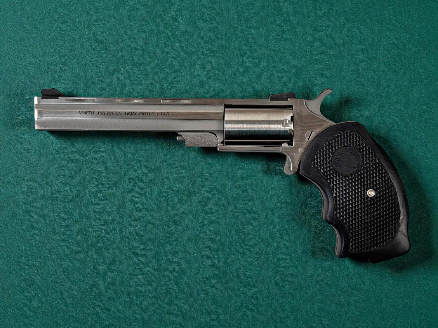 500054_north-american-arms_revolver-kal-22lr_1