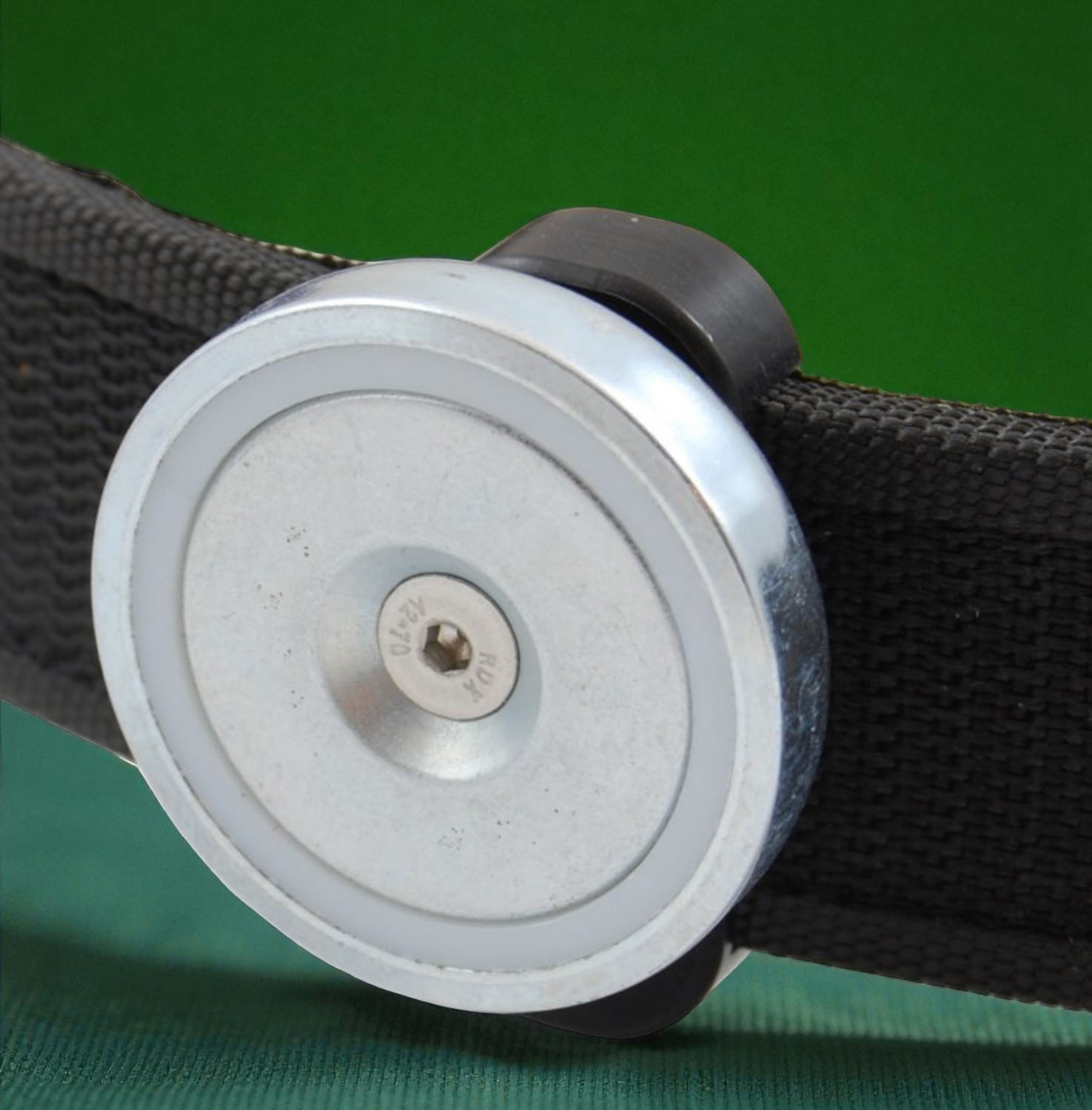 204538_doublealpha-magnet-magazinhalter